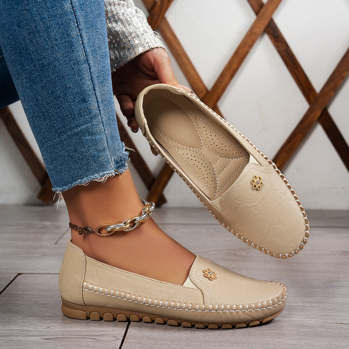 Da Vie™ | Heritage Chic Loafers